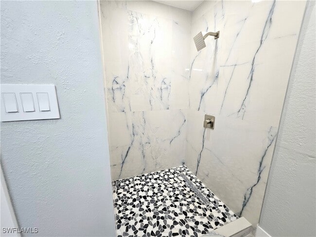 Building Photo - 17762 Park Village Blvd