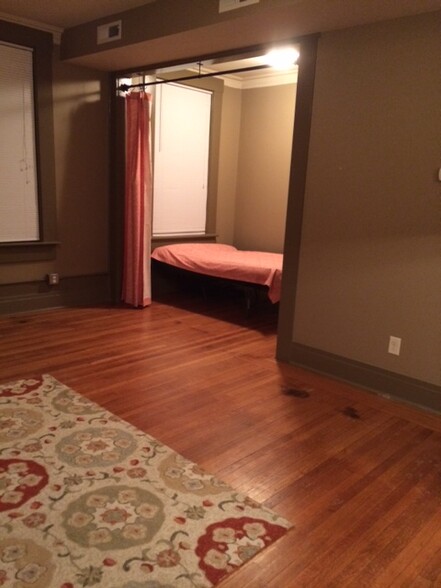 bedroom - 1132 Locust St