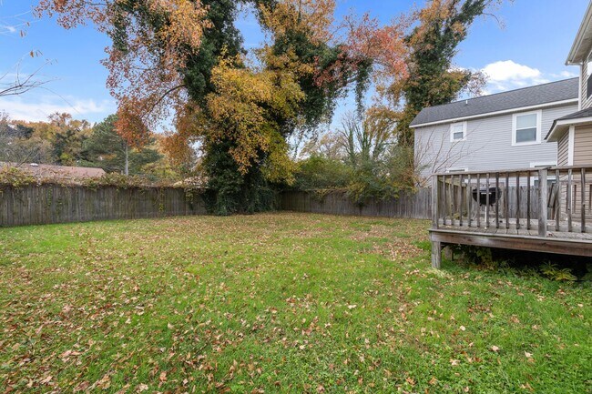 Building Photo - Dream Home Alert in Hampton!