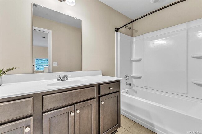 Building Photo - 9348 Turnberry Park Dr