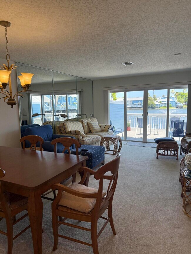 Building Photo - 809 Ocean Dunes Cir