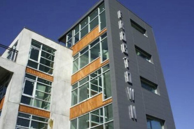 Building Photo - 555 Berrien St