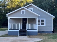 Building Photo - **ON HOLD**East Columbus 3 bedroom/2 bathroom Home for Rent***