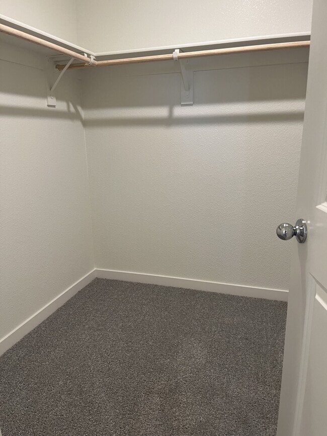 Building Photo - 2187 Orlin Dr