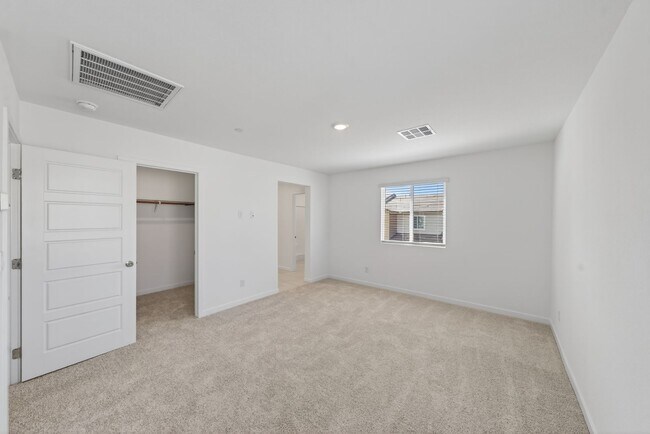 Building Photo - Brand New Townhome in Gated Community in North Las Vegas!