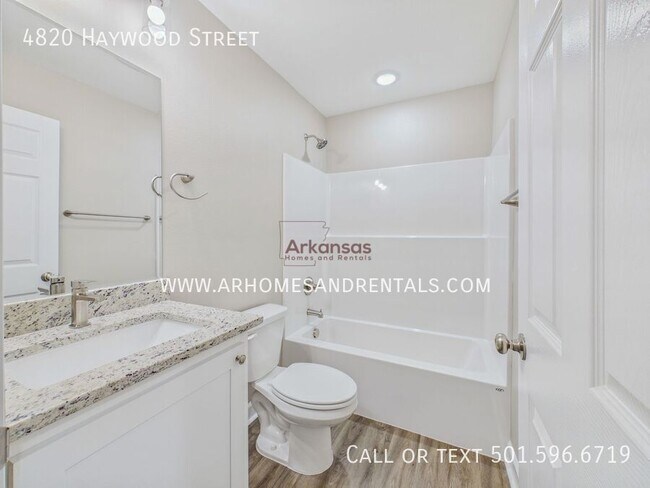 Building Photo - 4820 Haywood St