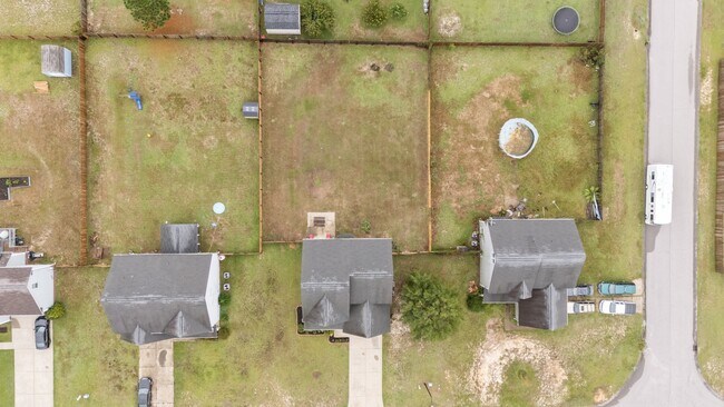 Building Photo - 133 Lockwood Dr