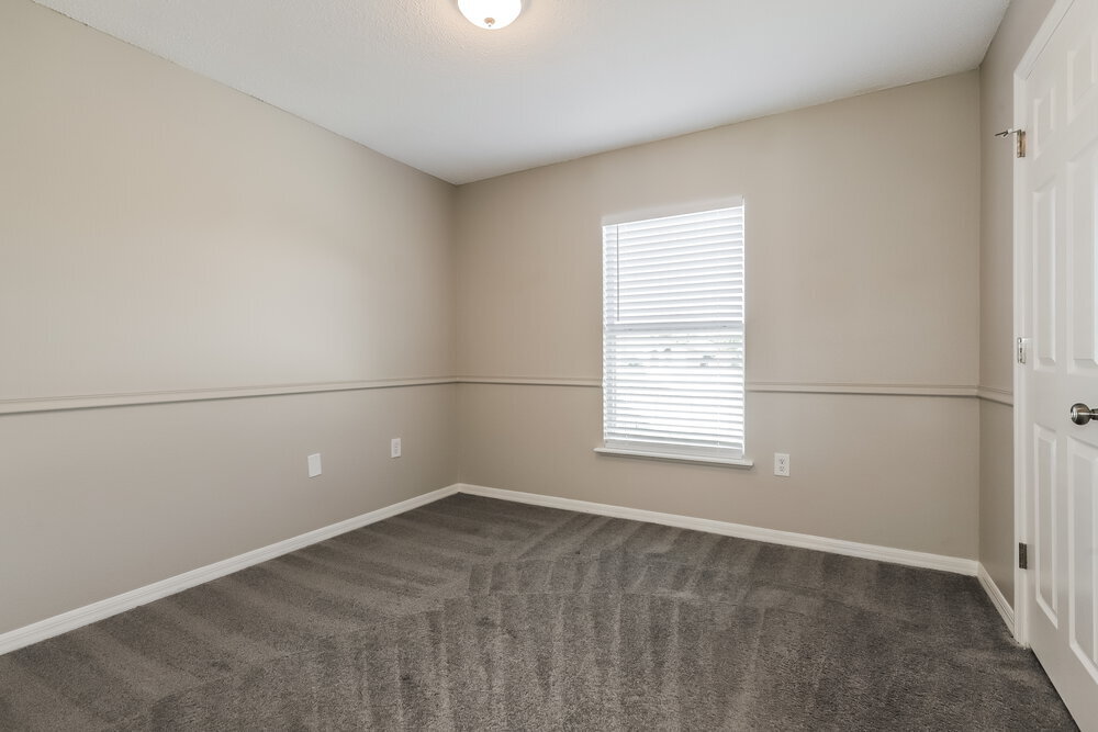 Building Photo - 8240 Settles Crk Lp