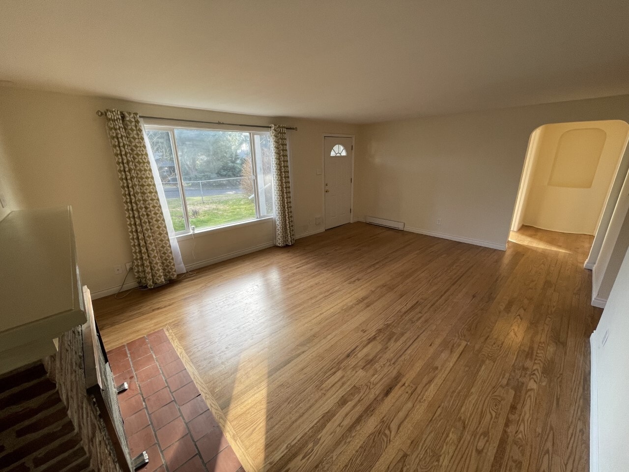Living Room - 8709 Highland Ave SW