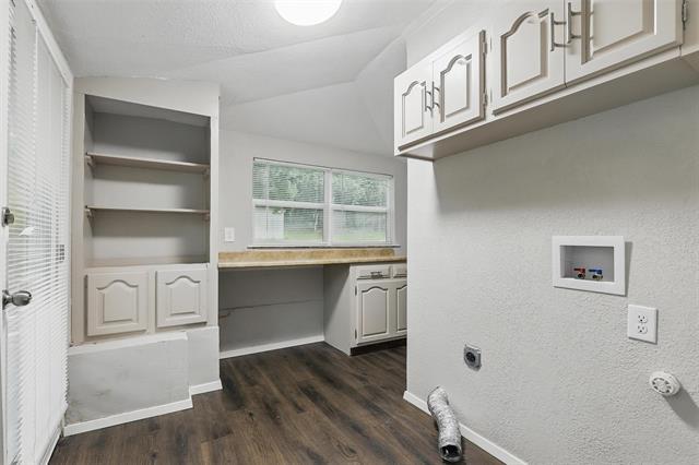 Building Photo - 9337 Heron Dr