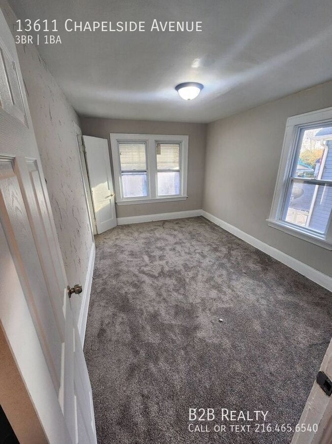 Building Photo - 13611 Chapelside Ave