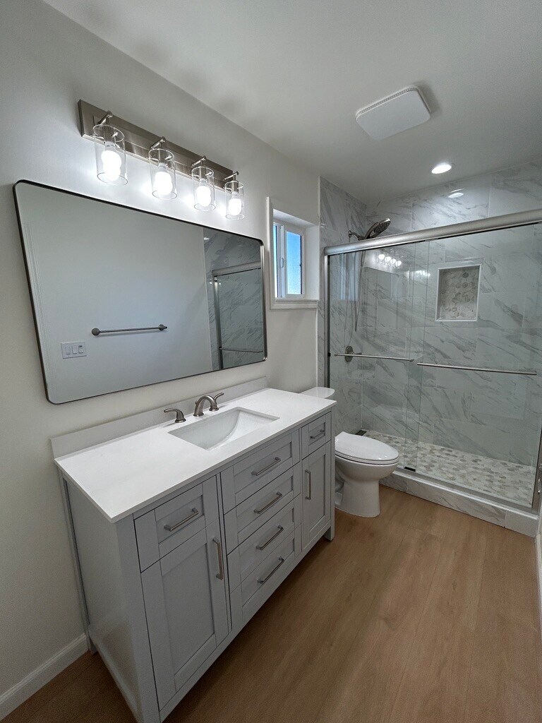 Building Photo - 822 Jackson St