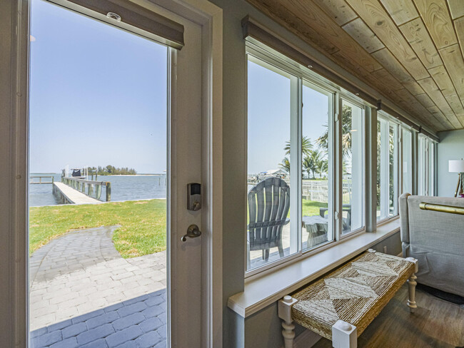 Building Photo - 13630 N Indian River Dr