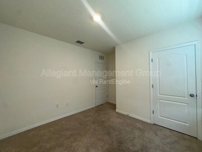 Building Photo - 1554 Oak Reserve Dr