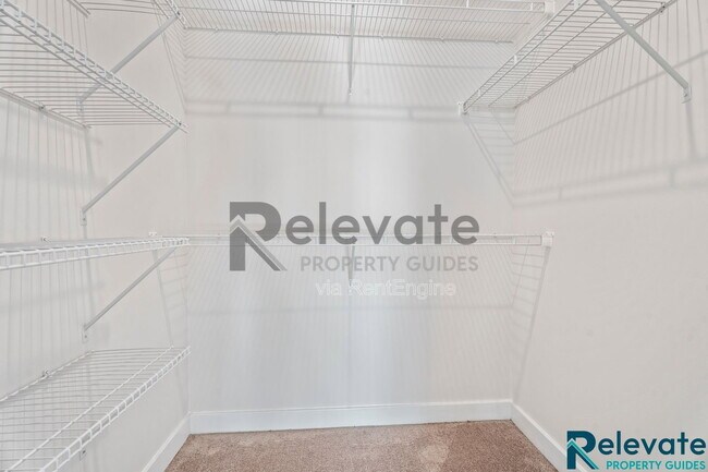 Building Photo - 2008 Old Manchester St