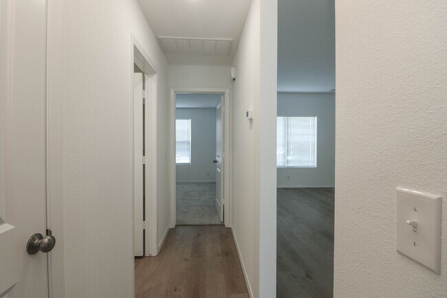 Building Photo - 3122 S. 15 Place