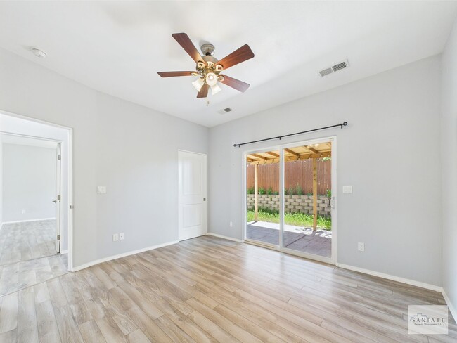 Building Photo - Bright & Airy | Spacious Kitchen, A/C & Ga...