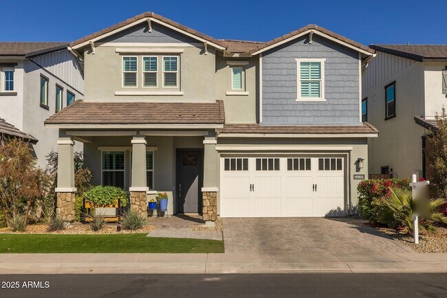 Building Photo - 1336 E Sierra Vis Dr
