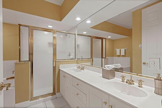 Building Photo - 3510 54th Dr W