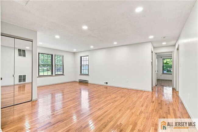 Building Photo - 119 Griggs Pl