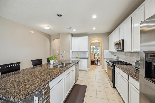 Building Photo - 919 E Tide Bay Cir