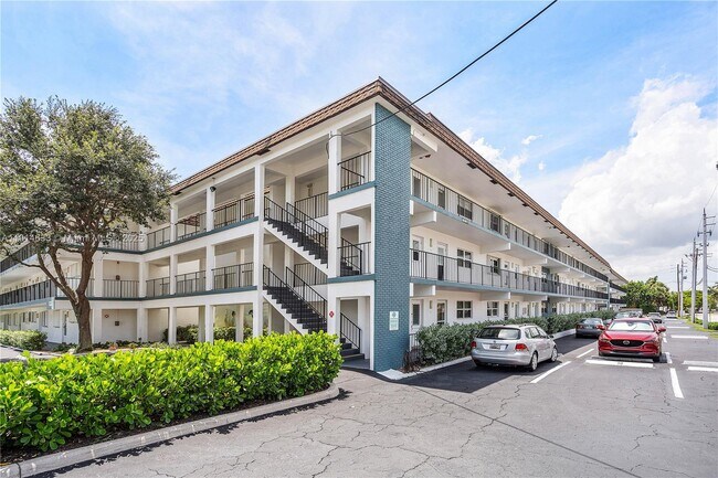 Building Photo - 1501 S Ocean Blvd