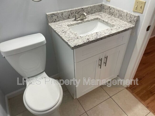 Building Photo - 4587 Lighthouse Cir