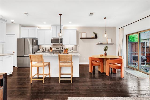 Building Photo - 2725 Starburst Dr
