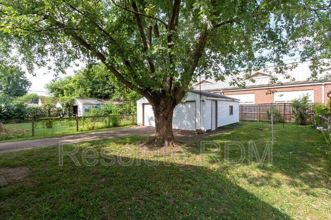 Building Photo - 1644 N Centennial St