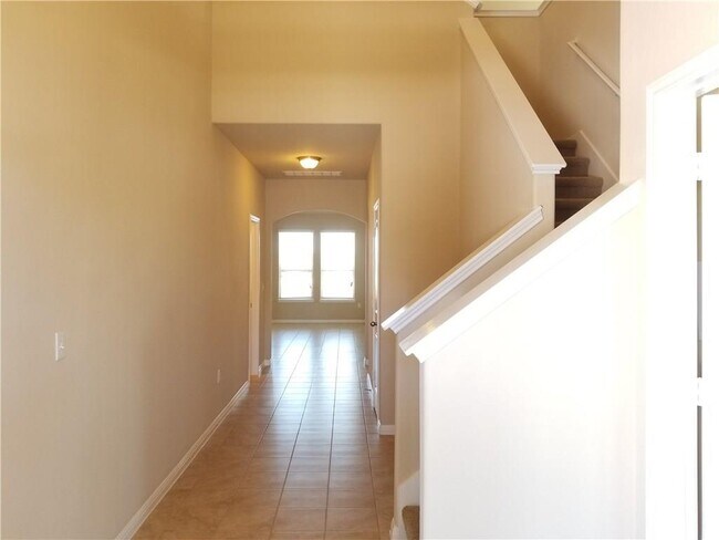 Building Photo - 1448 Brooks Way