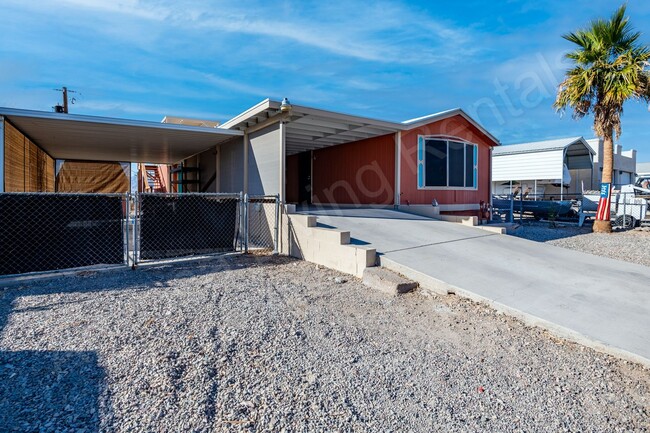 Building Photo - DESERT HILLS WITH ALL IT'S PERKS