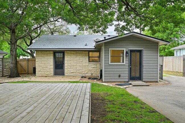 Building Photo - 7313 Grover Ave