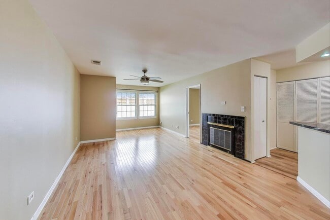 Building Photo - 1345 E Wyndham Cir