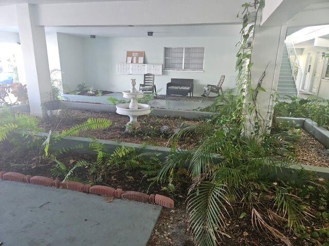 Building Photo - 2404 NE 33rd Ave