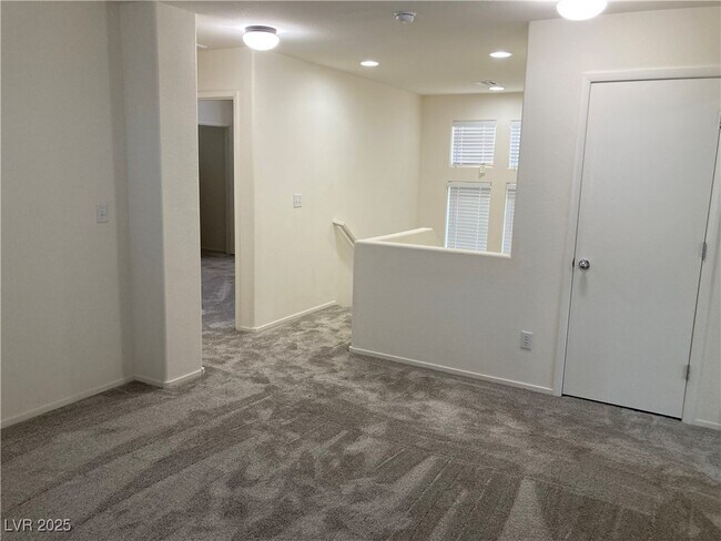 Building Photo - 9512 Knopfler Ln