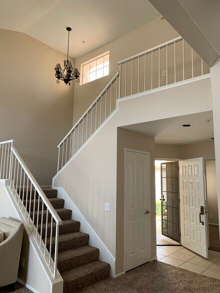 Building Photo - 1448 Elegante Ct
