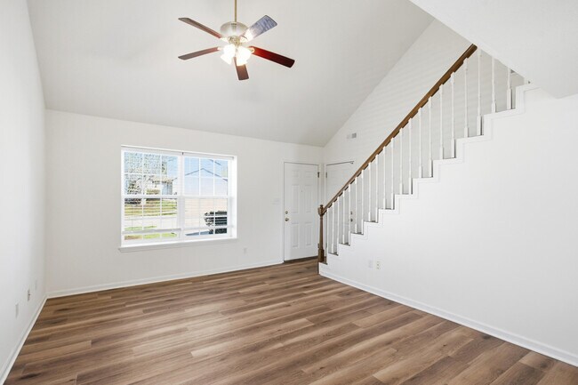 Building Photo - 3520 Prescott Dr