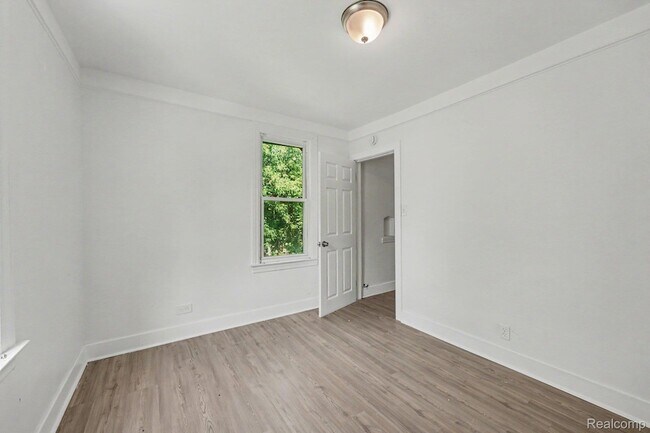 Building Photo - 15224 Rossini Dr