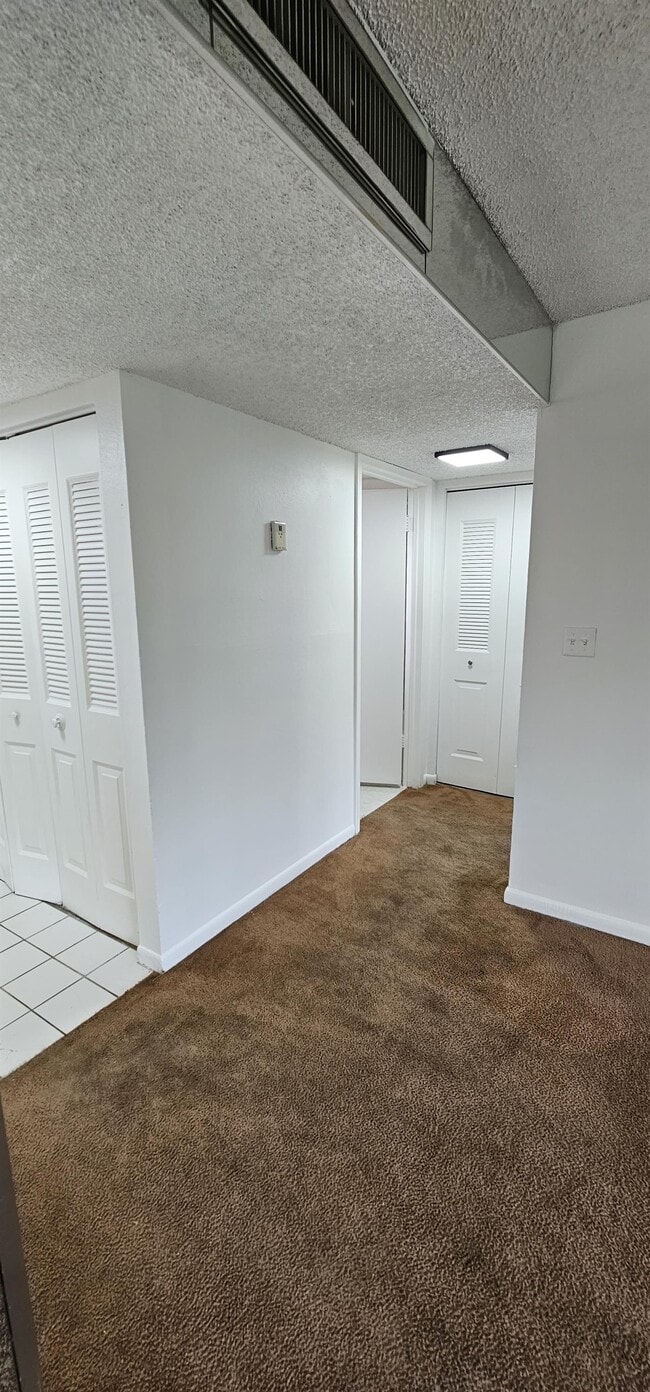 Building Photo - 2050 N Congress Ave