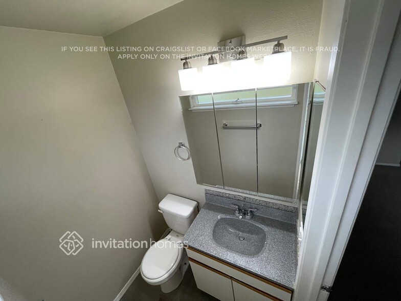 Building Photo - 3330 SW 327th Pl