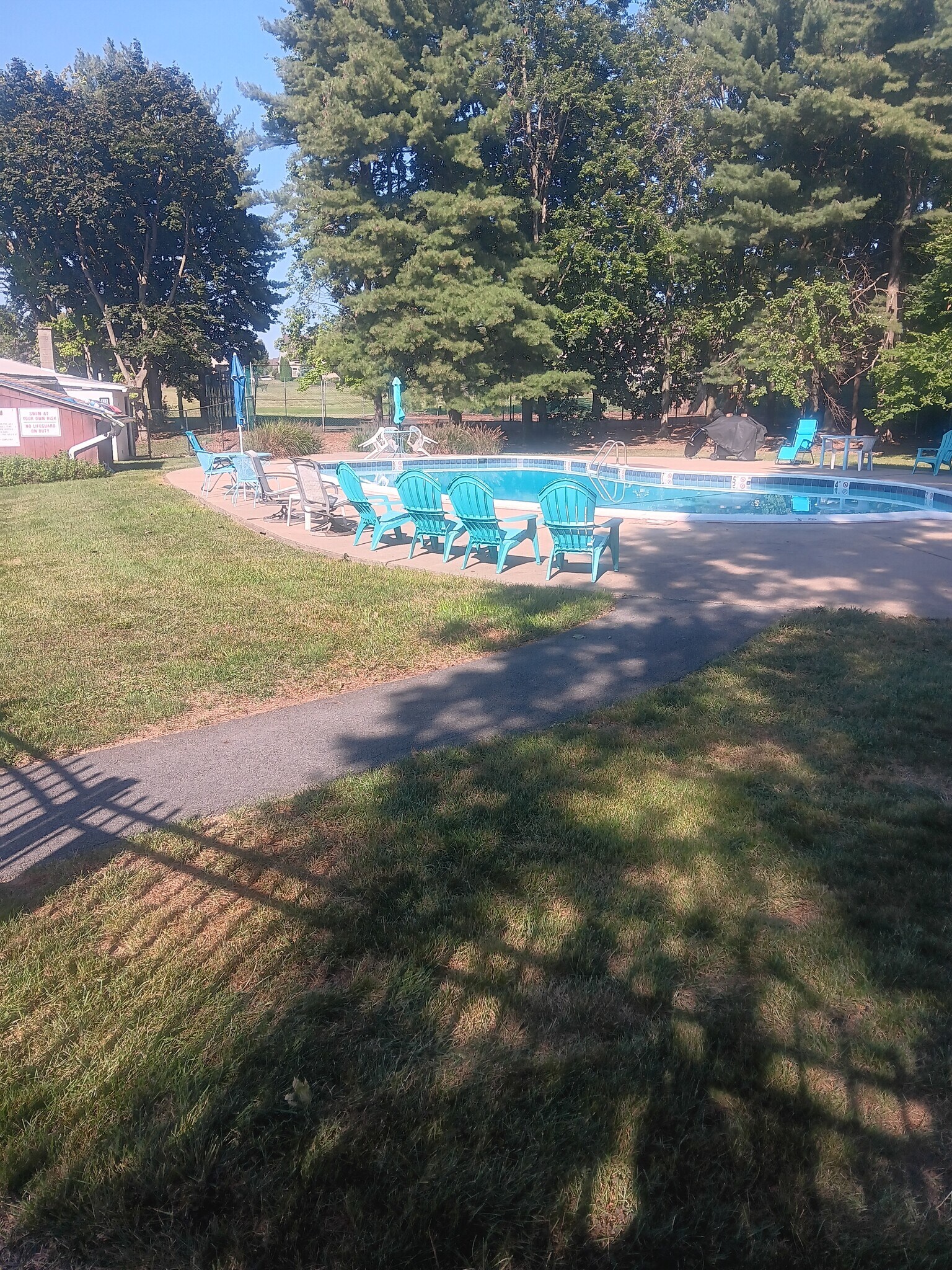 Community Pool - 20 Lancaster Est