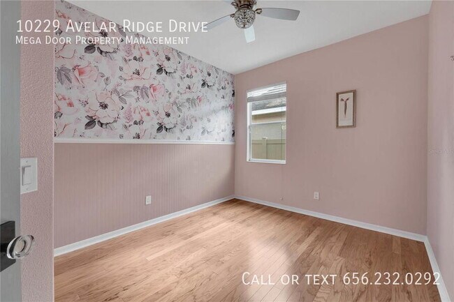 Building Photo - 10229 Avelar Ridge Dr