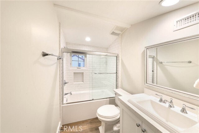 Building Photo - 512 Jasmine Ave