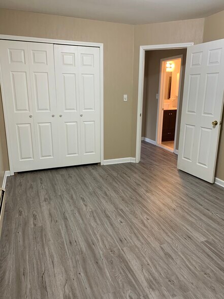 bedroom 1 - 61035 11 Mile Rd