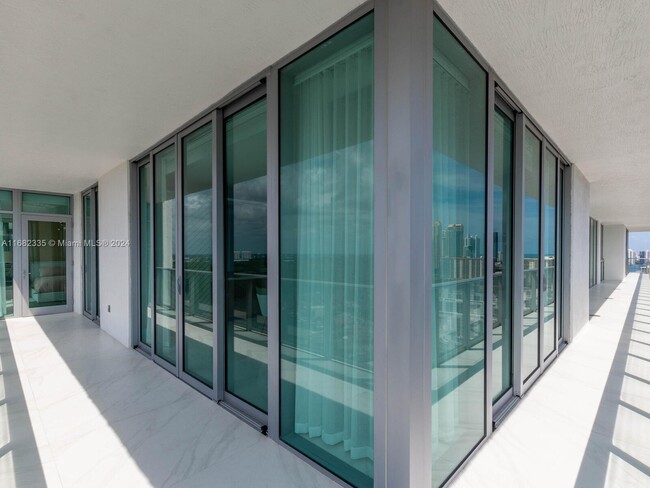 Building Photo - 330 Sunny Isles Blvd