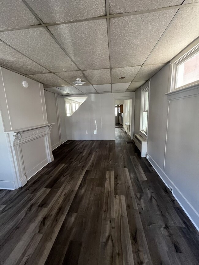 Building Photo - 236 E King St