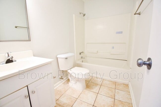 Building Photo - 2123 Grand Prix Dr