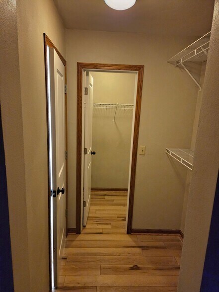 Building Photo - 7335 Travertine Trail