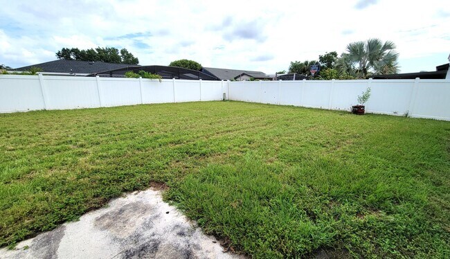 Building Photo - 872 Aspenwood Cir
