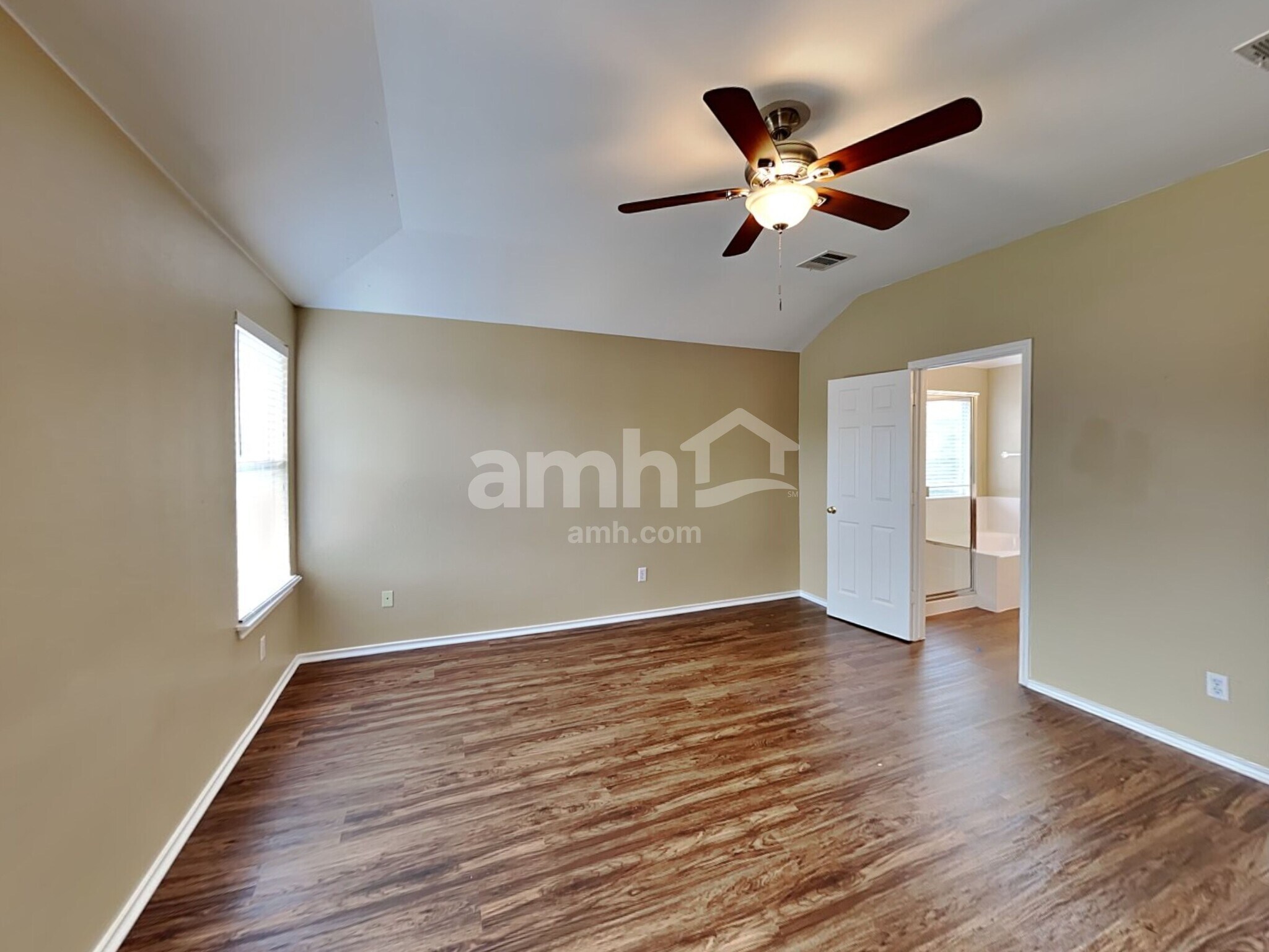 Building Photo - 1817 Melissa Oaks Ln